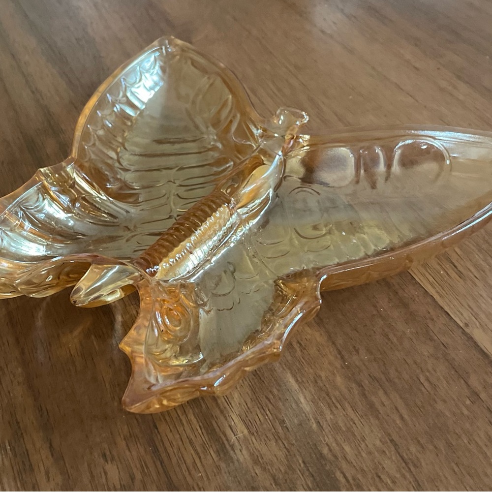 Jeanette Marigold Carnival Glass Butterfly Dish - Picture 5 of 6